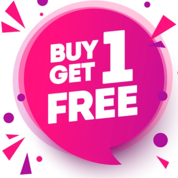 ❗️New❗️gold and marble leaf drop earrings - Picture 3 of 3